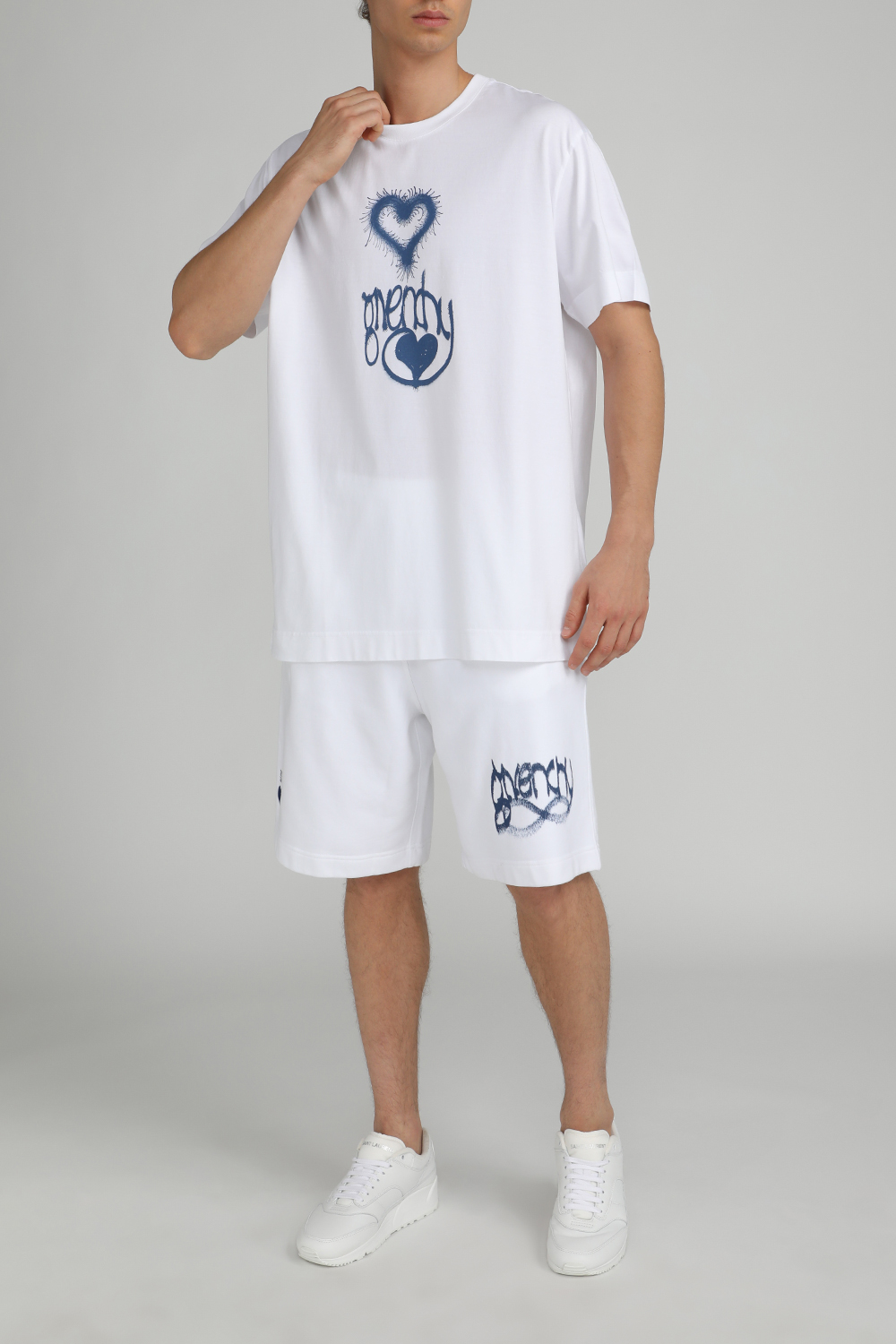 מכנס ברמודה גרפיטי